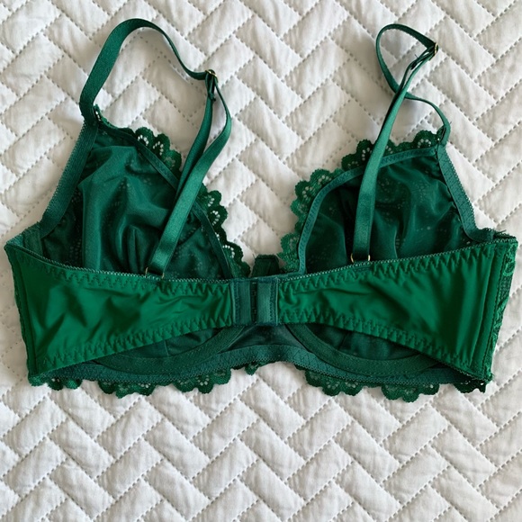 Green lace bra, 34D - Picture 4 of 11